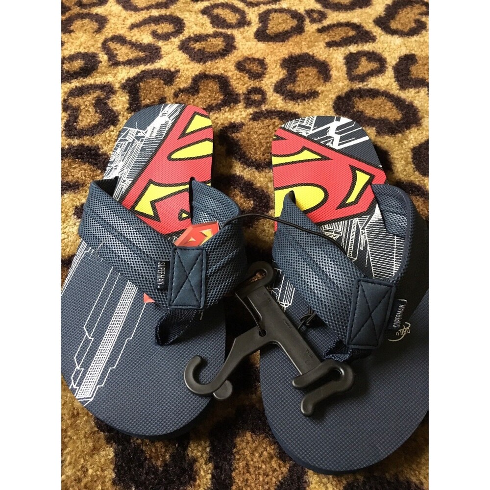 DC Comics Superman Men's Flip Flops Thong Sandals Slides Small 7/8